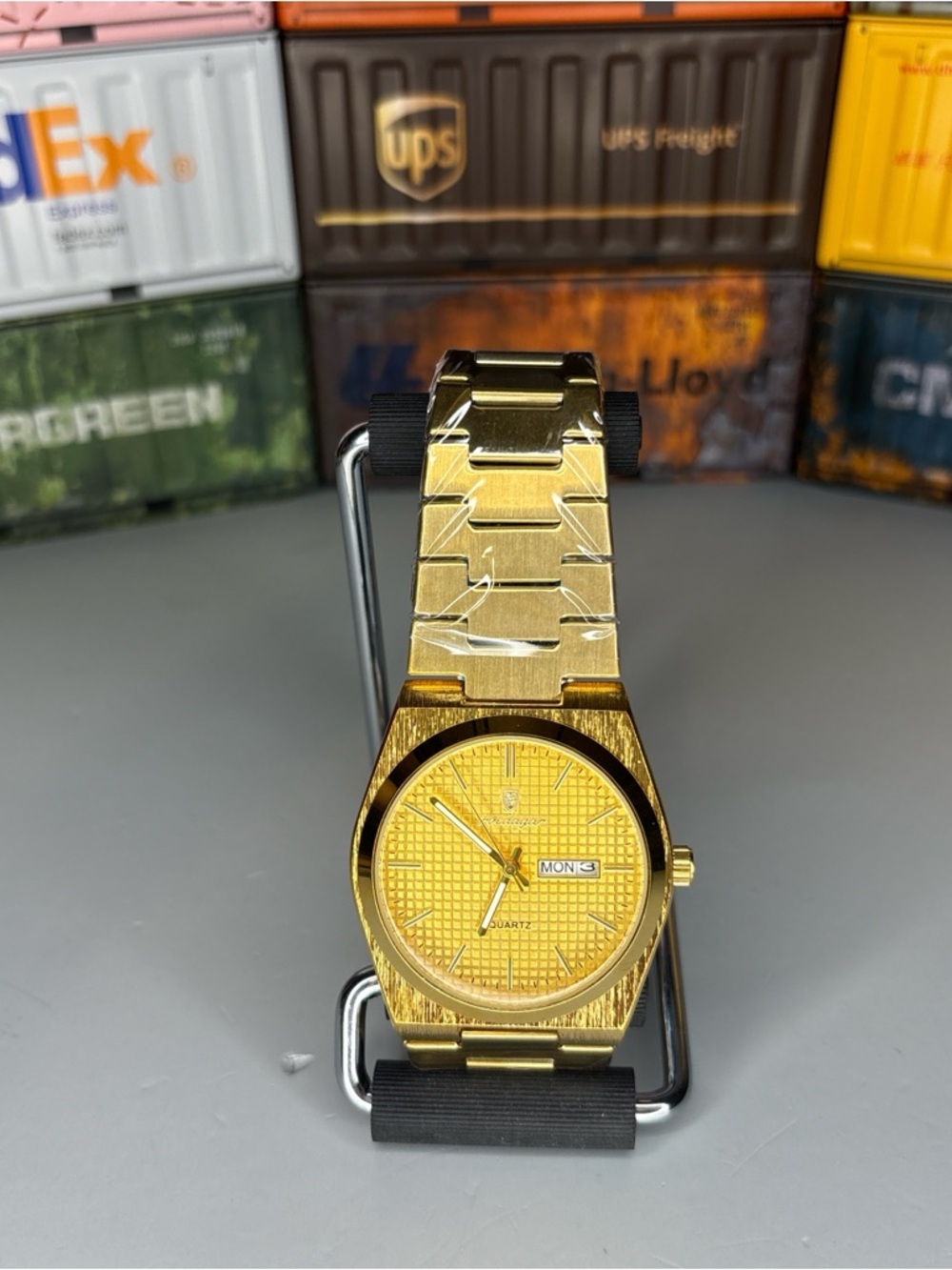 Poedagar 40mm Gold Men's Quartz Watch slim